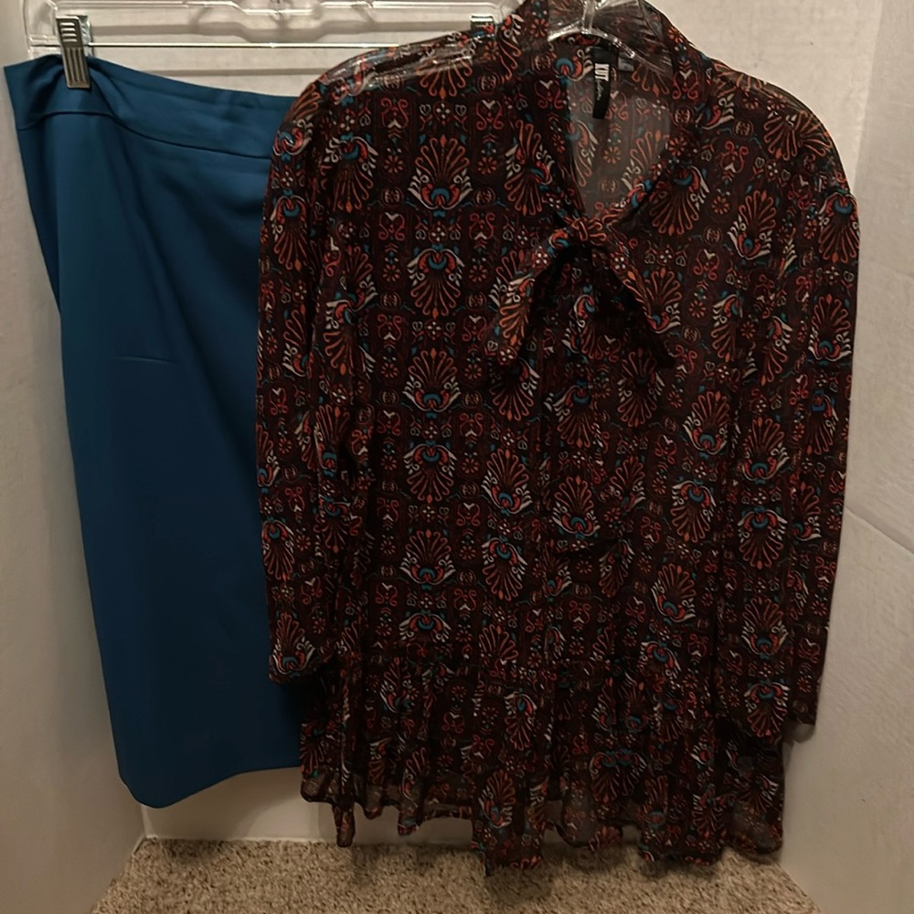 2 piece outfit.  Pendleton skirt size 12 and Kut From the Kloth blouse size M